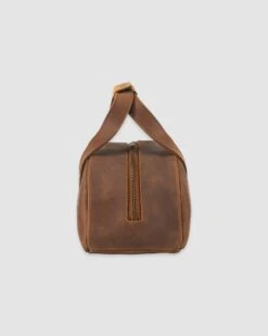 Glove Leather Toiletry Bat Bag - Scorebook-7143776813126 13 Glove Leather Toiletry Bat Bag - Scorebook-7143776813126 -Baseball Equipment Store baseballism flagman toiletry bag 004