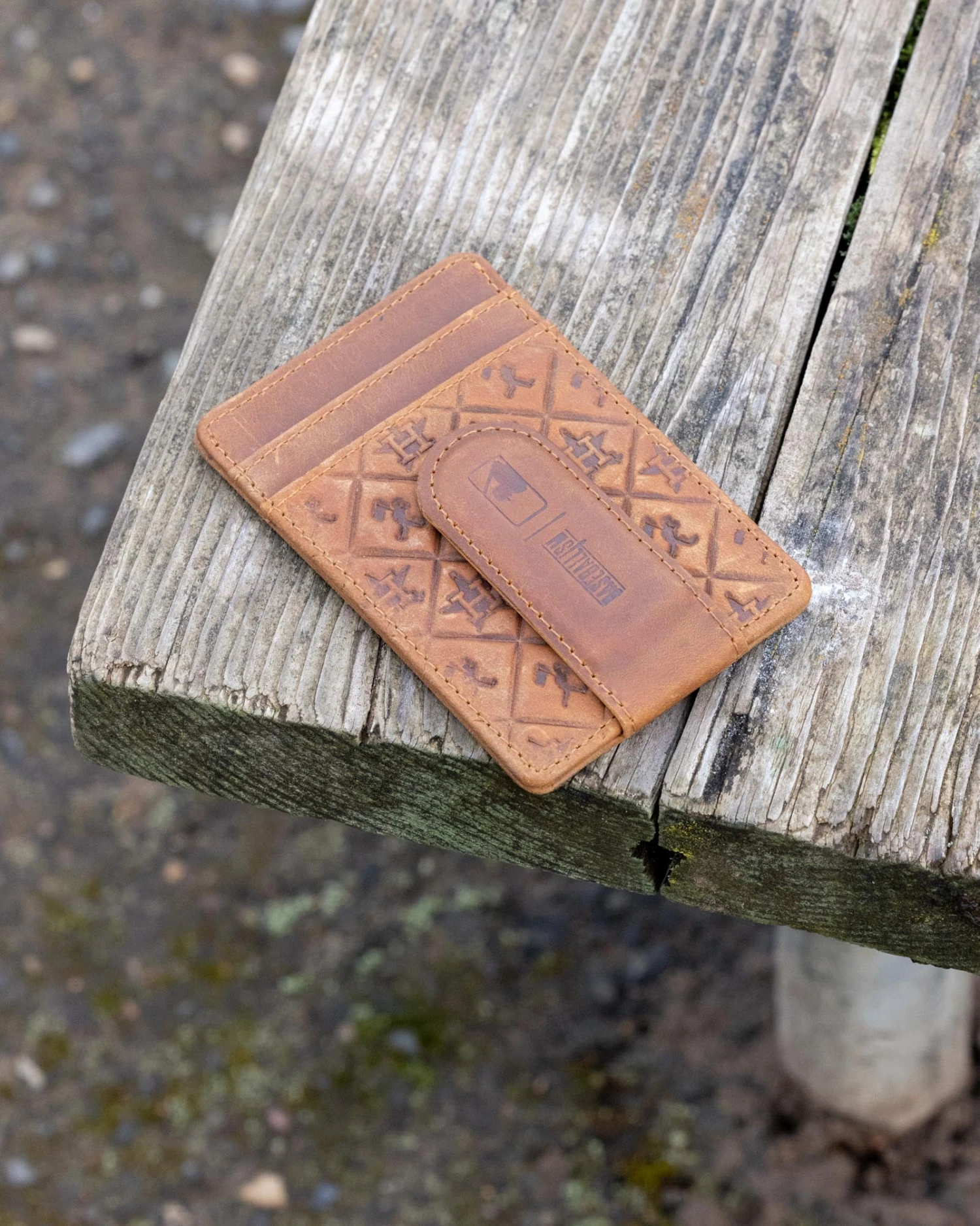 Flag Man Glove Leather Money Clip Wallet - Houston Astros-6675155976262 5 Flag Man Glove Leather Money Clip Wallet - Houston Astros-6675155976262 - Image 3